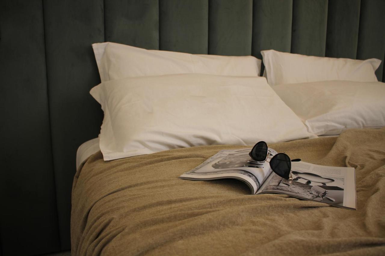 1940 Luxury Accommodations By Wonderful Italy 오스투니 외부 사진
