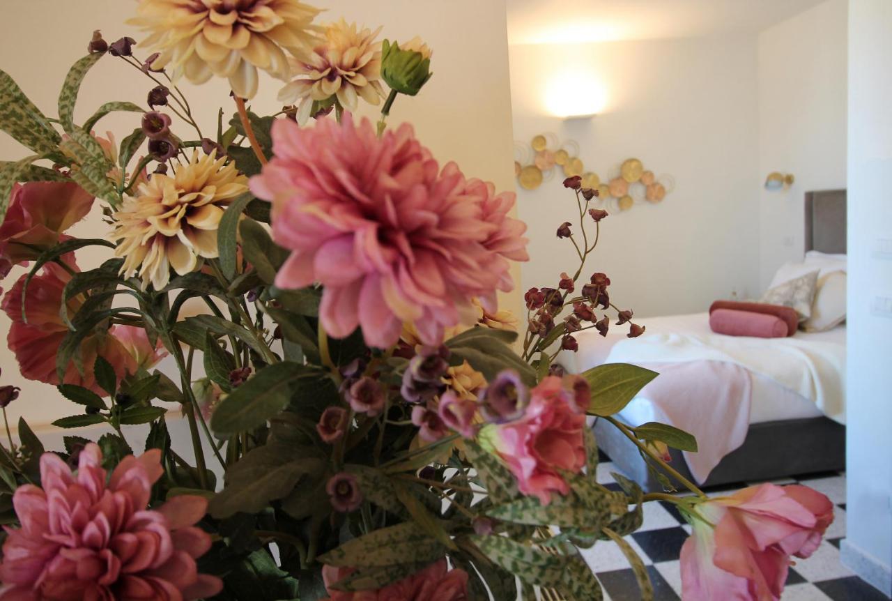 1940 Luxury Accommodations By Wonderful Italy 오스투니 외부 사진