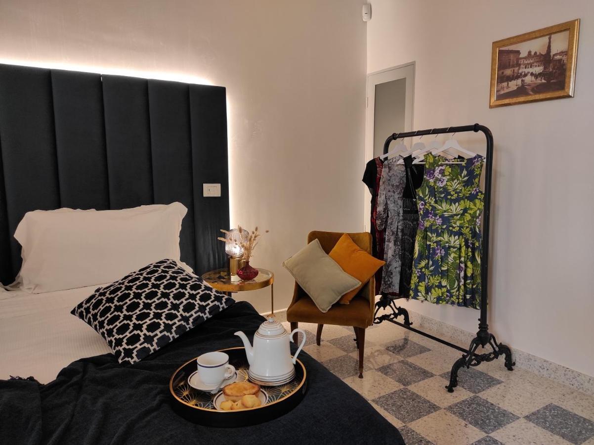 1940 Luxury Accommodations By Wonderful Italy 오스투니 외부 사진