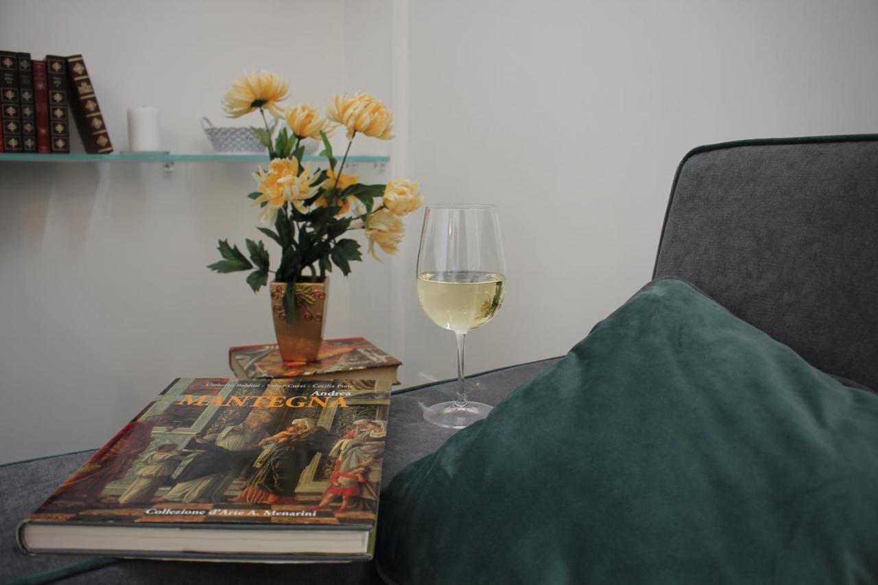 1940 Luxury Accommodations By Wonderful Italy 오스투니 외부 사진