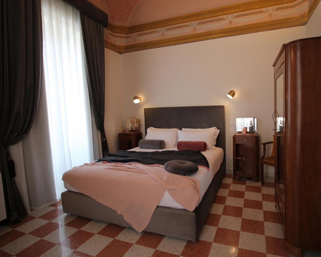 1940 Luxury Accommodations By Wonderful Italy 오스투니 외부 사진